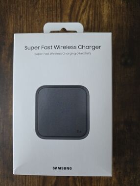 Samsung Super Fast Wireless Charger ***Open Box